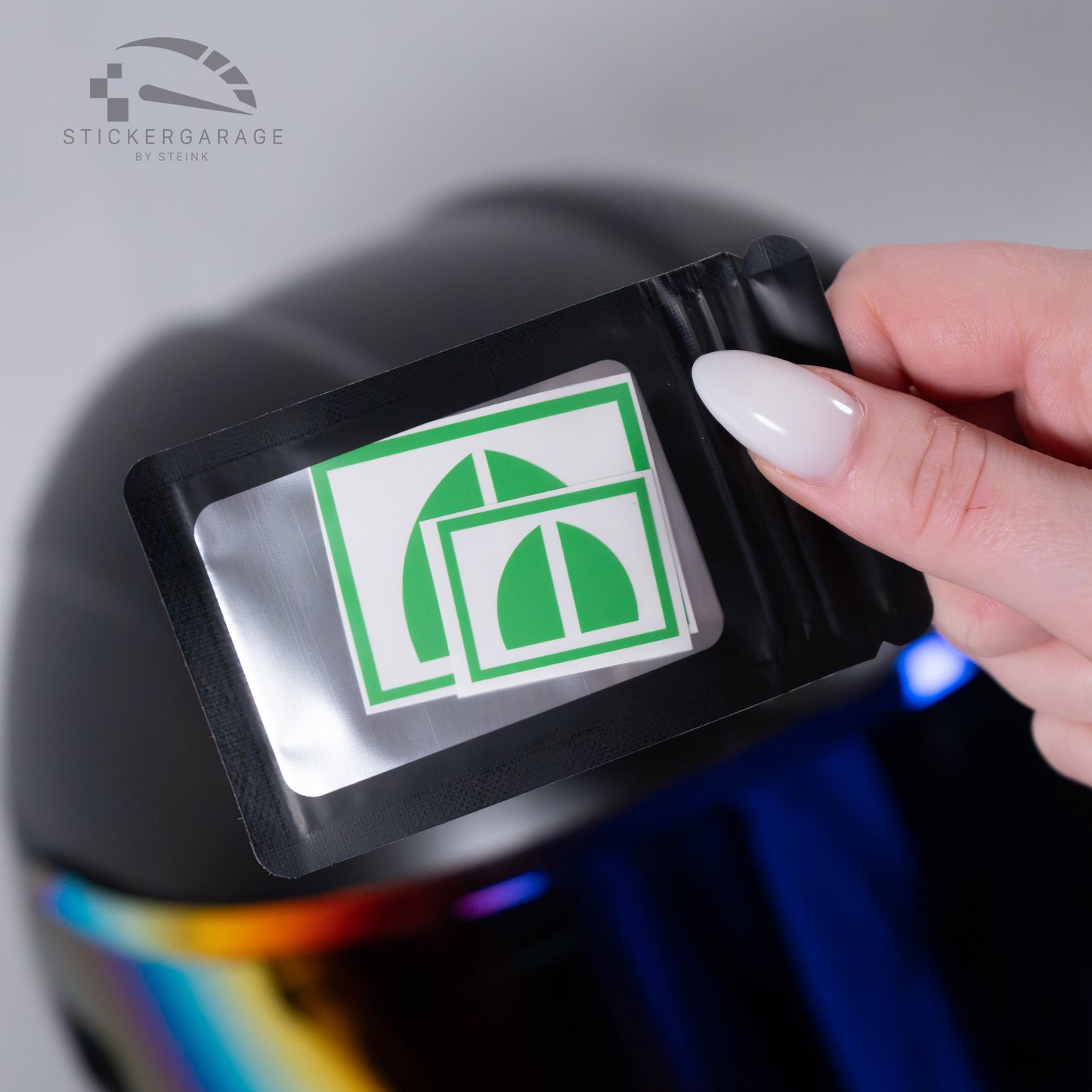 Logo Cover für AGV grün