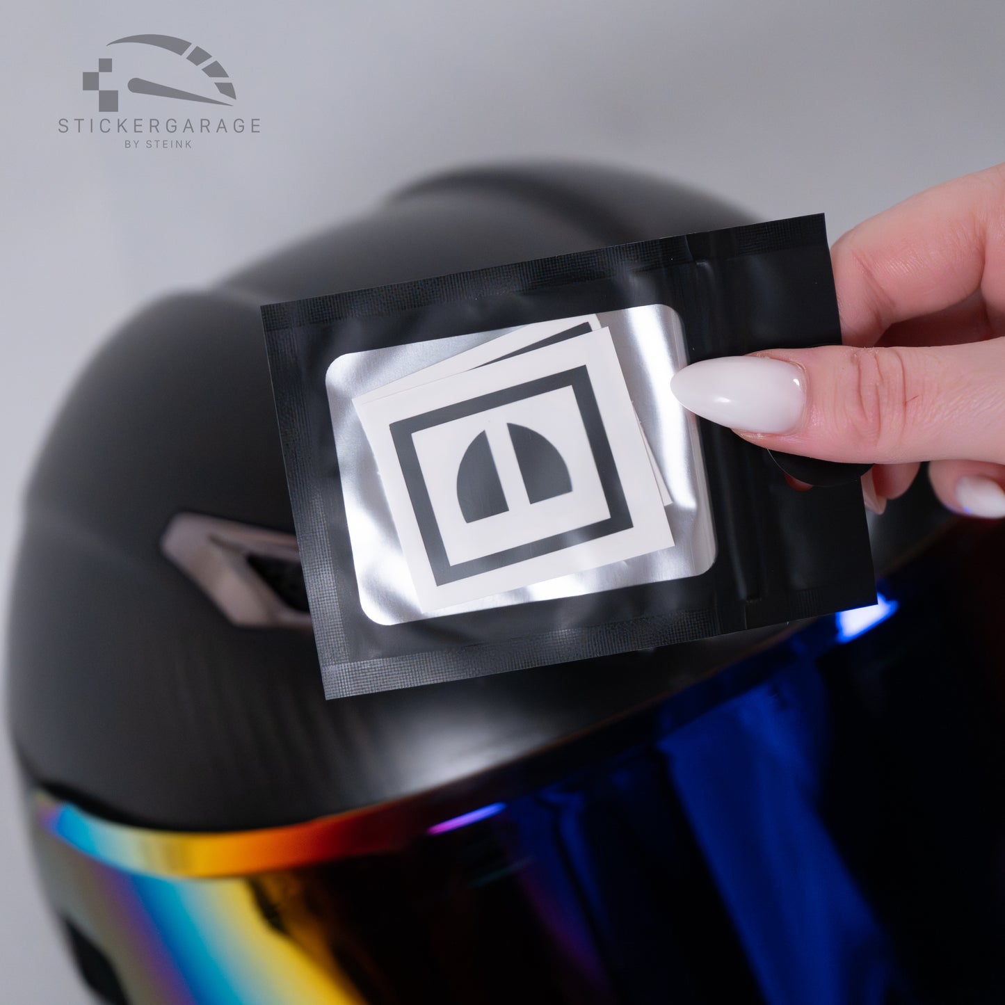 Logo Cover für AGV Schwarz